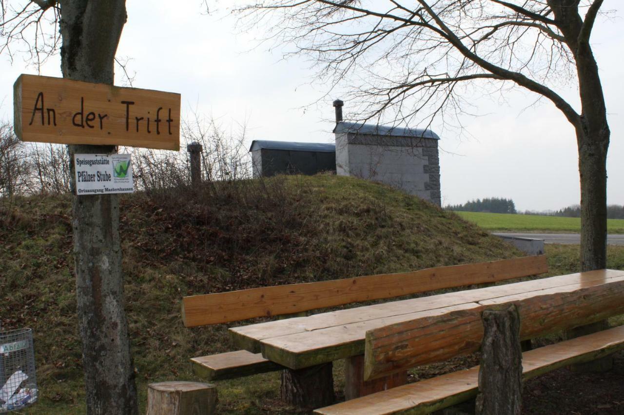 Ferienhaus Laydeckersch Mastershausen Екстериор снимка